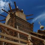 Строительство деревянного храма