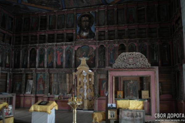 Иконостас Покрово-Власьевского храма