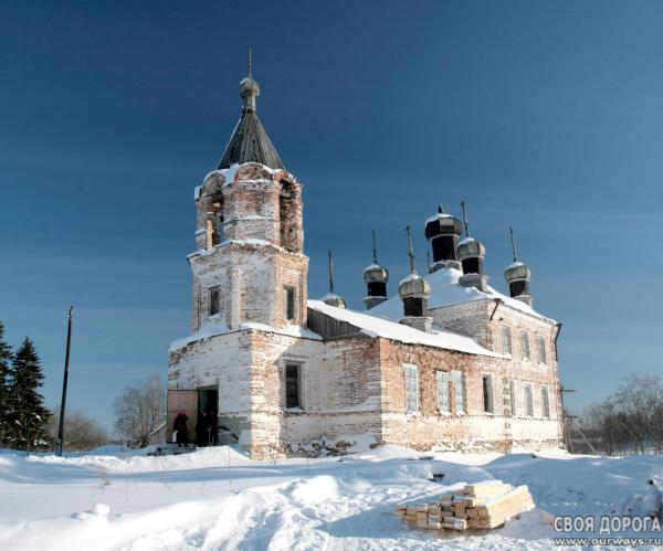 Церковь Георгия-Победоносца в селе Погост-Наволочный